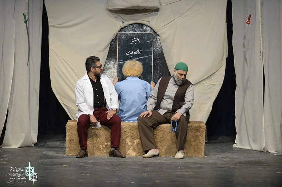 نمایش «خسوف» به کارگردانی: شقایق فتحی و ابولفضل حاج علیخانی
