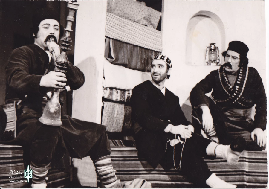 نمایش «سرگذشت مردخسیس» 
کارگردان: خلیل موحددیلمقانی- سال:1349