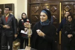رؤیا نونهالی چراغ نمایش «دیوان تئاترال» را روشن کرد 2