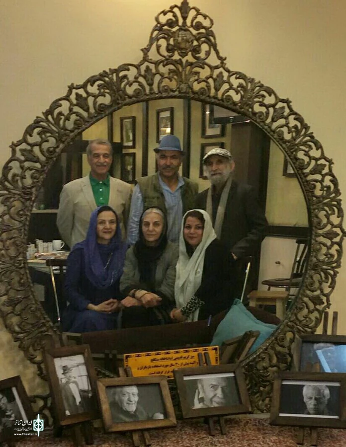 آثار اسماعیل خلج در سنگلج نمایشنامه خوانی می شود 2