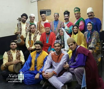 نمایش «جوحی و کدخدا»-نویسنده و کارگردان: جواد انصافی-ساعت:20/15-از 30 آذرماه تا 27 دی ماه