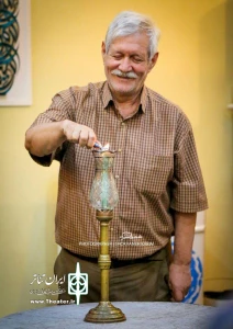 با حضور  آتش تقی پور و اعضای انجمن دیستروفی

شب چراغ نمایش نیرنگِ اورنگ برگزار شد