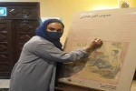 نرگس آبیار به تماشای نمایش خانواده آقای هاشمی نشست 2