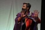 نمایش «ماشین دودی» 3