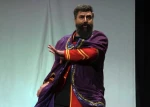 نمایش «ماشین دودی» 6