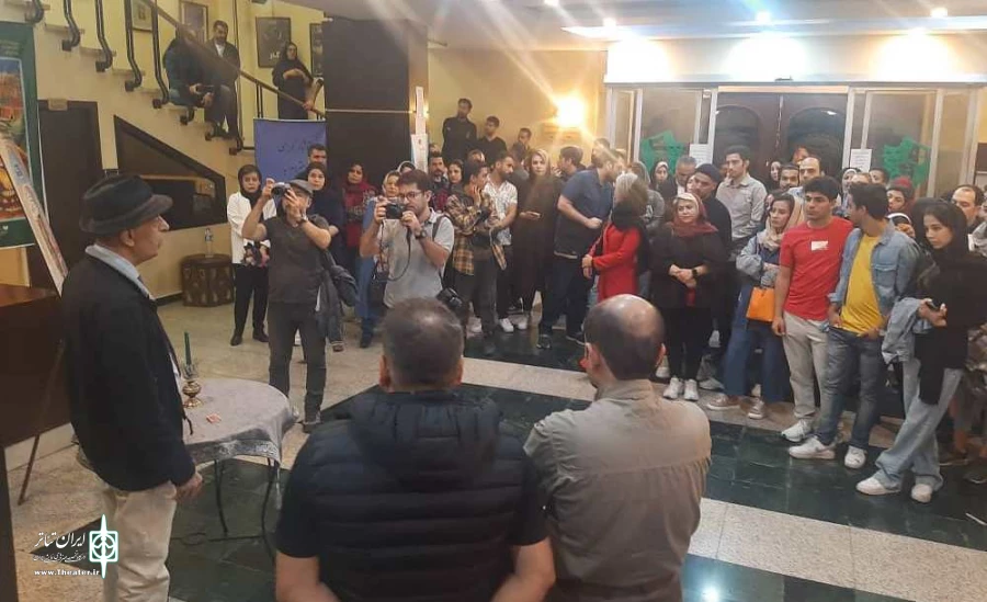 صدرالدین زاهد نمایش "ناآرامسایشگاه" را افتتاح کرد 2