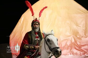 نگاهی به تاثیر آیین و هنر مردمی در آثار سینمایی و نمایشی

بهرام بیضایی، ناصر تقوایی و عباس کیارستمی با تعزیه ایرانی چه کردند