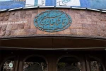 «هفت سین سال ۶۳» در راه تماشاخانه سنگلج 2